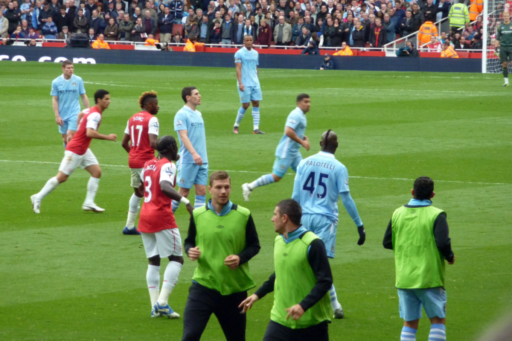 Manchester City and Arsenal players in a match at the Emirates Stadium in 201